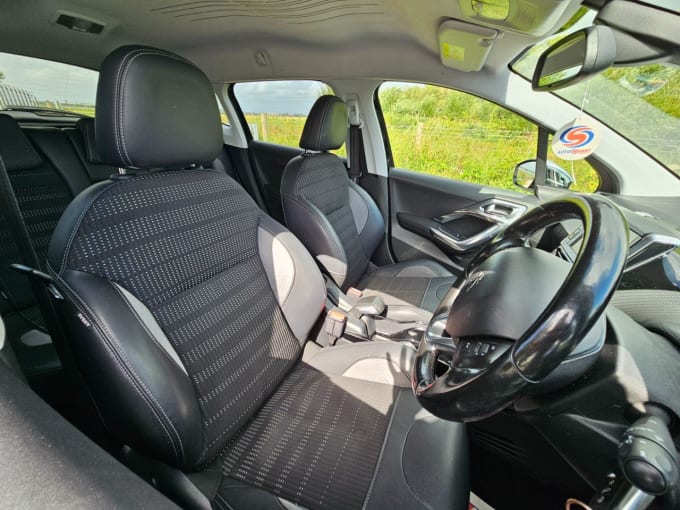 2025 Peugeot 2008