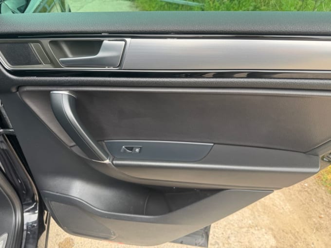 2025 Volkswagen Touareg