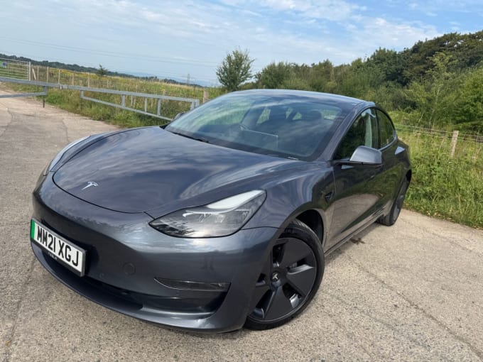 2025 Tesla Model 3