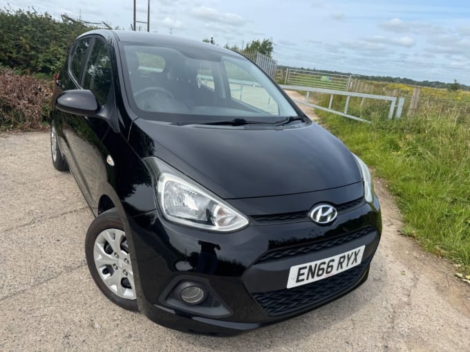 2025 Hyundai I10