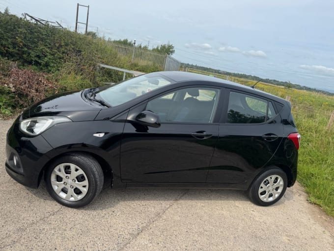 2025 Hyundai I10