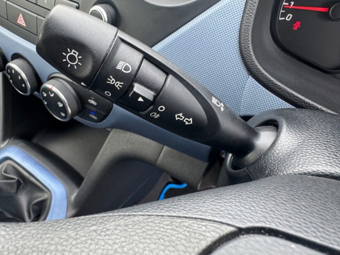 2025 Hyundai I10
