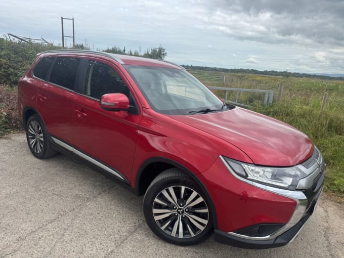 2025 Mitsubishi Outlander