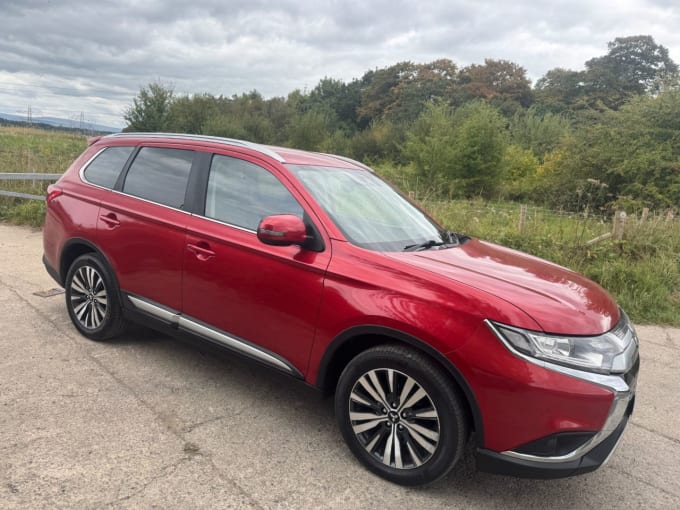 2025 Mitsubishi Outlander