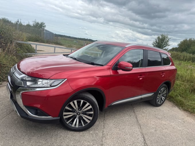 2025 Mitsubishi Outlander