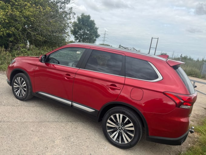 2025 Mitsubishi Outlander
