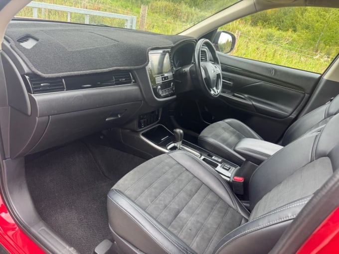 2025 Mitsubishi Outlander