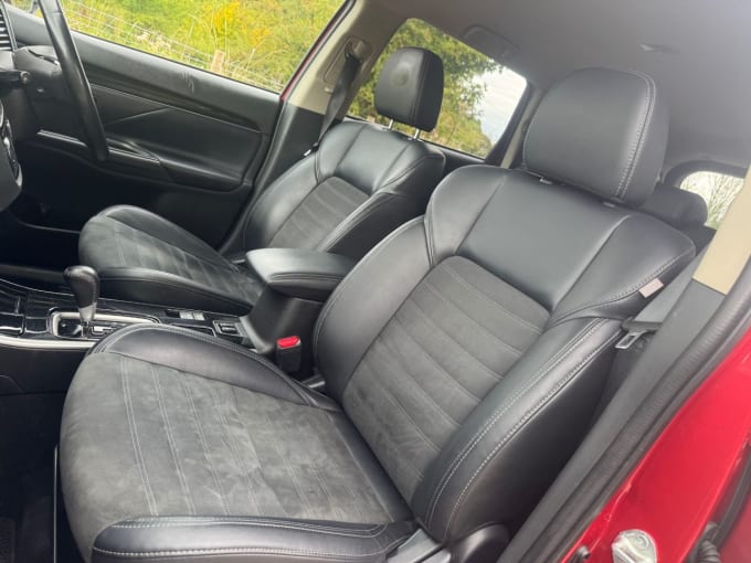 2025 Mitsubishi Outlander