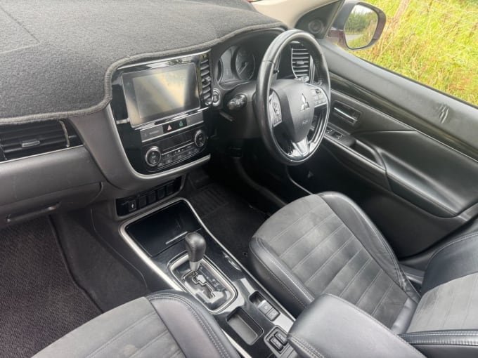 2025 Mitsubishi Outlander