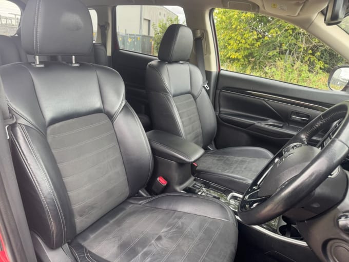 2025 Mitsubishi Outlander
