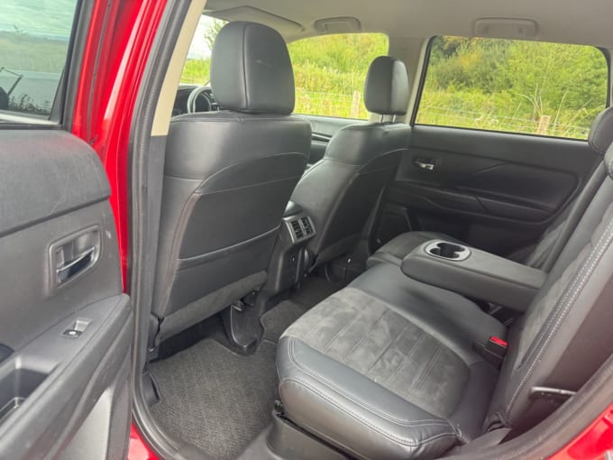 2025 Mitsubishi Outlander