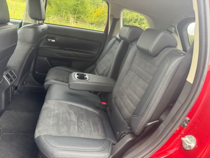 2025 Mitsubishi Outlander