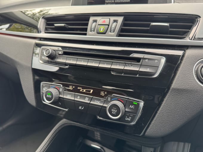 2025 BMW X1