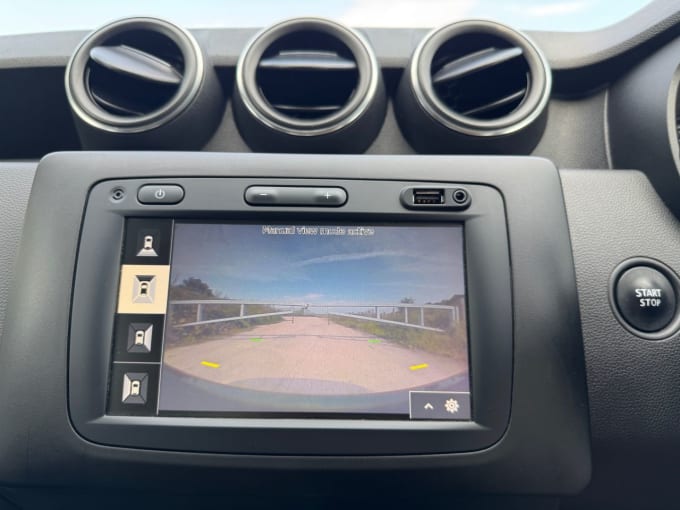 2025 Dacia Duster