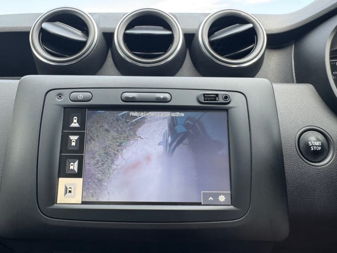 2025 Dacia Duster