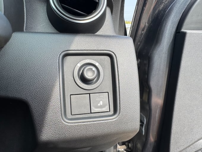 2025 Dacia Duster
