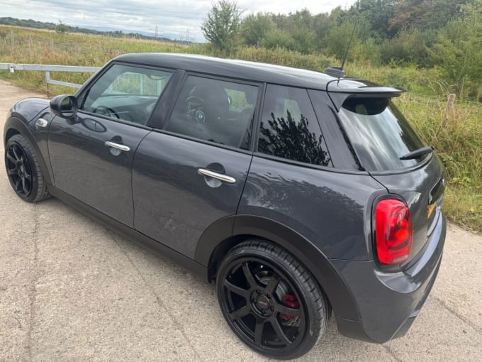 2025 Mini Hatch