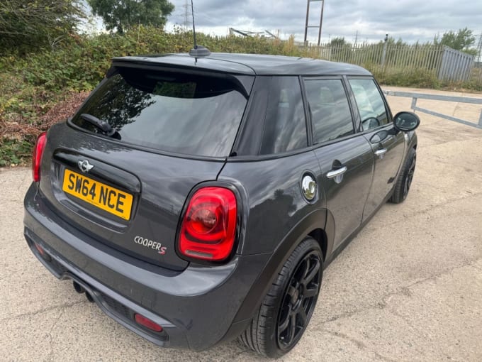 2025 Mini Hatch
