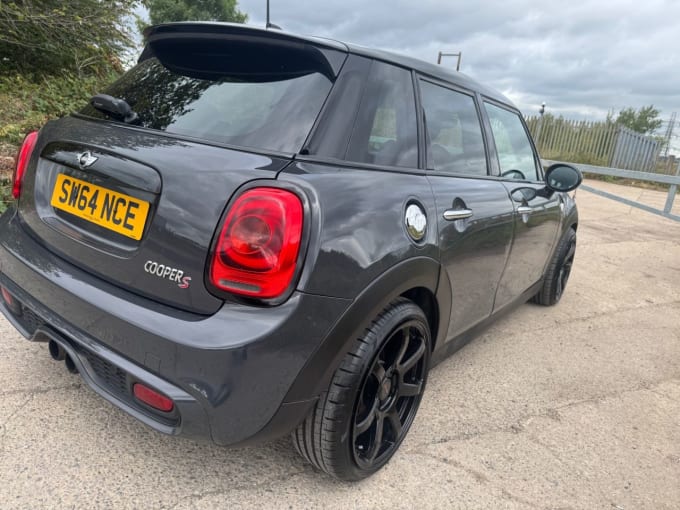 2025 Mini Hatch