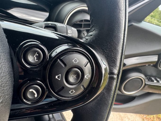 2025 Mini Hatch