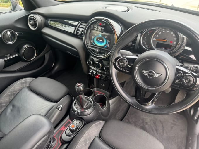 2025 Mini Hatch
