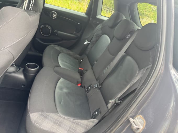 2025 Mini Hatch