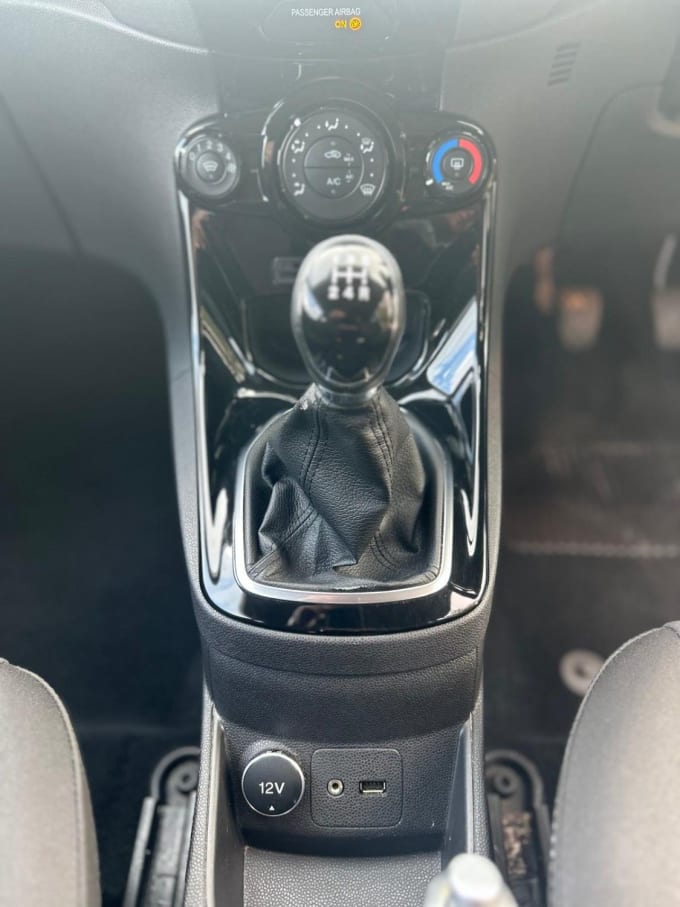 2025 Ford Fiesta