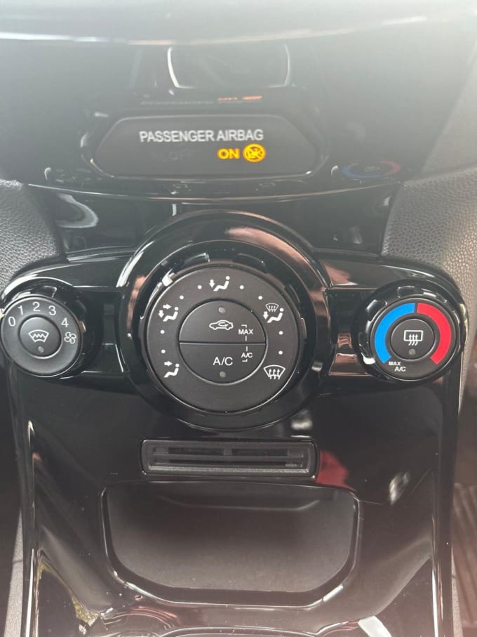 2025 Ford Fiesta