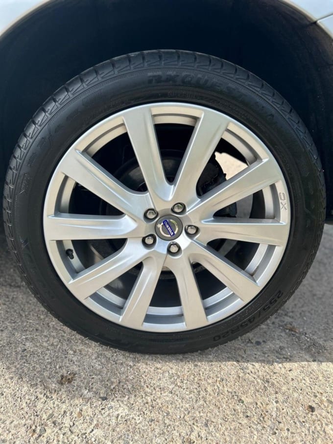 2025 Volvo Xc60
