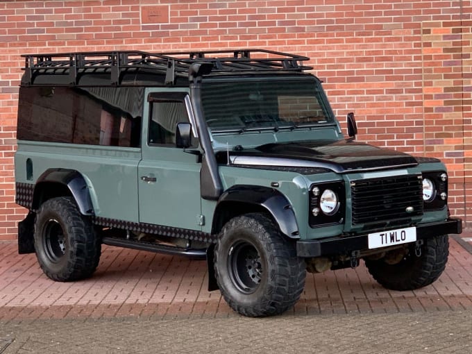 2013 Land Rover Defender 110