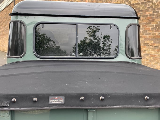 2010 Land Rover Defender 110