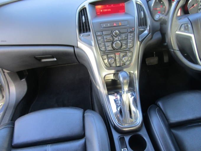 2010 Vauxhall Astra