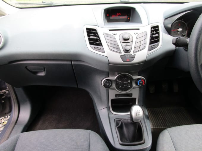2025 Ford Fiesta