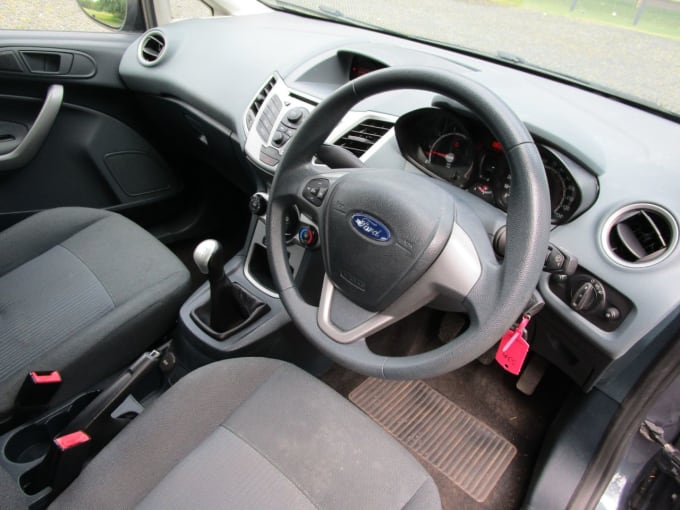 2025 Ford Fiesta