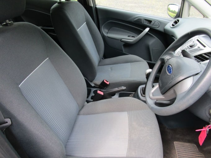 2025 Ford Fiesta