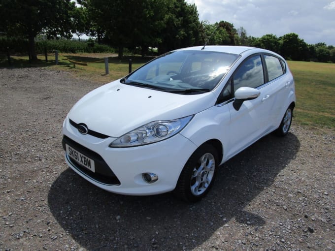2025 Ford Fiesta