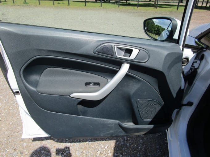 2025 Ford Fiesta