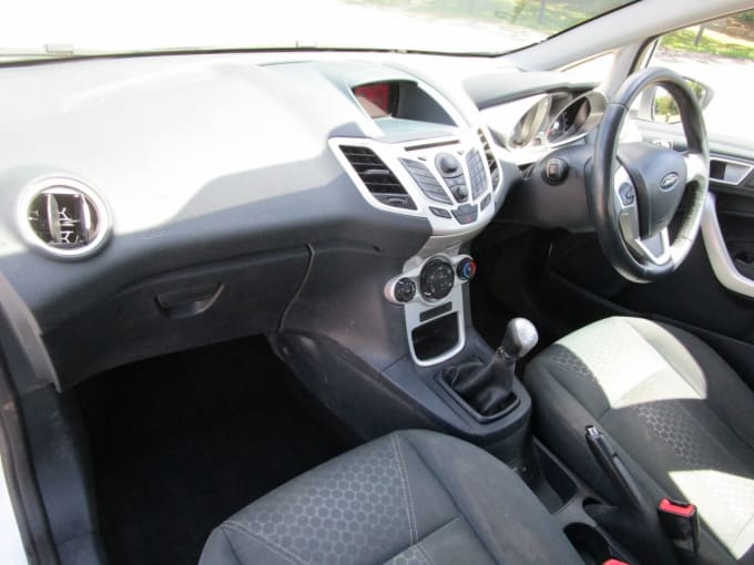 2025 Ford Fiesta