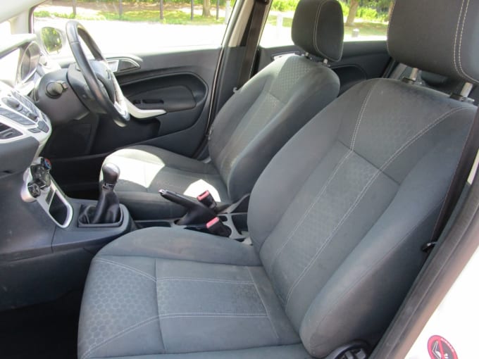 2025 Ford Fiesta