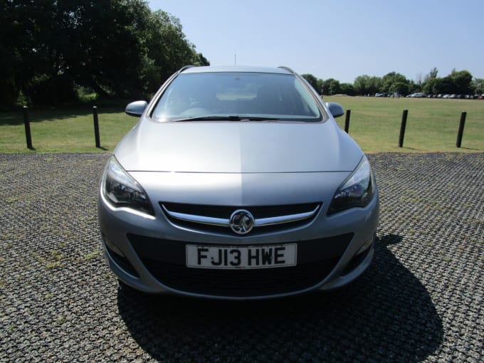 2025 Vauxhall Astra