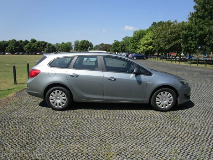 2025 Vauxhall Astra