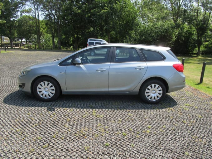 2025 Vauxhall Astra