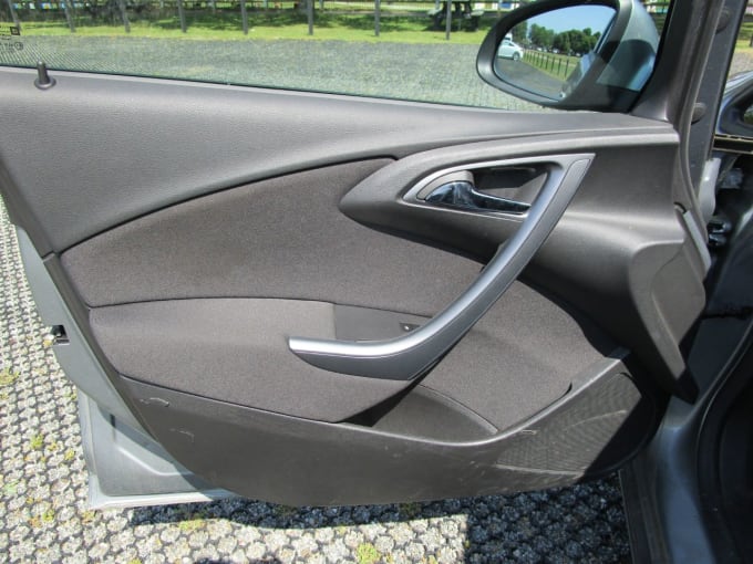 2025 Vauxhall Astra