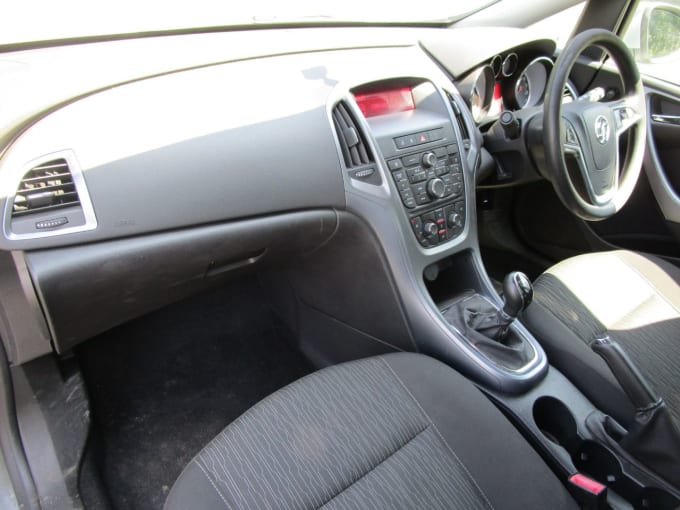 2025 Vauxhall Astra