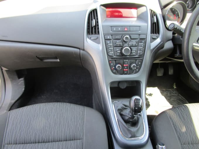 2025 Vauxhall Astra