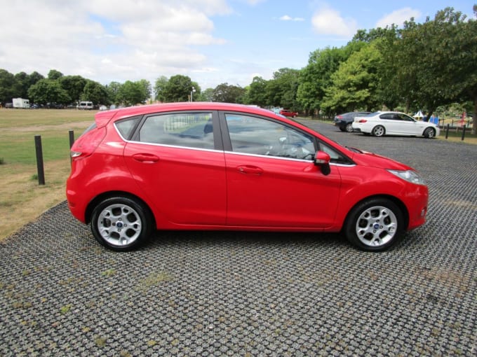 2025 Ford Fiesta