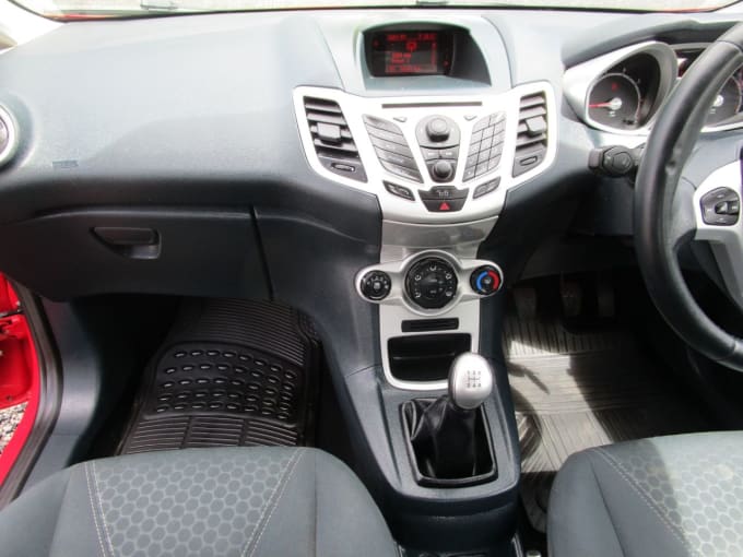 2025 Ford Fiesta