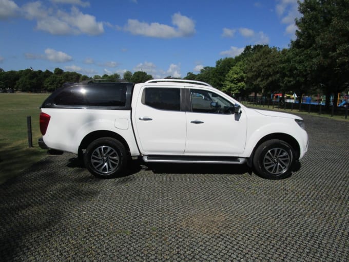 2025 Nissan Navara