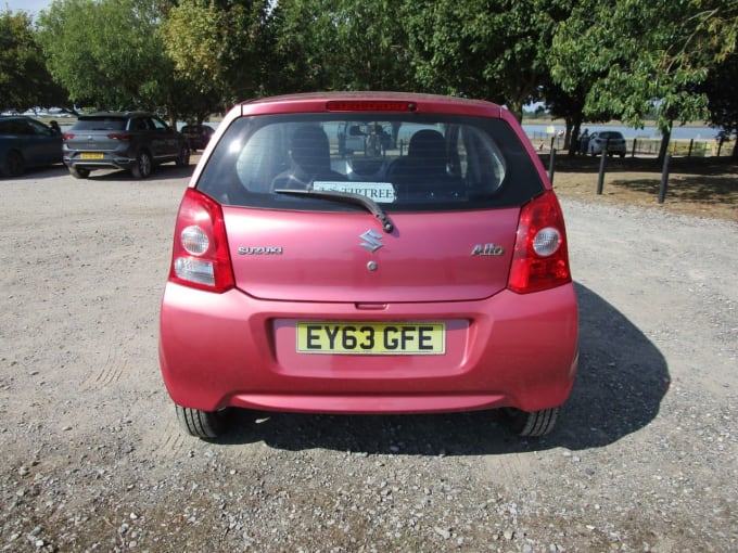 2025 Suzuki Alto