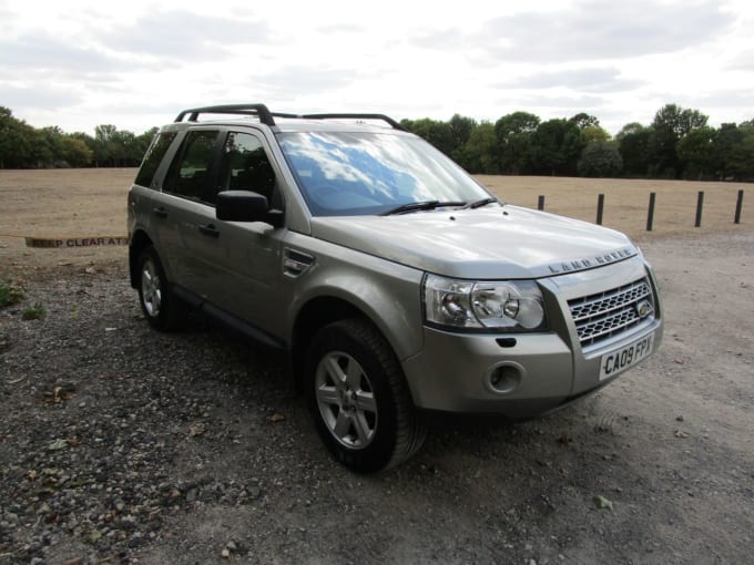 2025 Land Rover Freelander 2